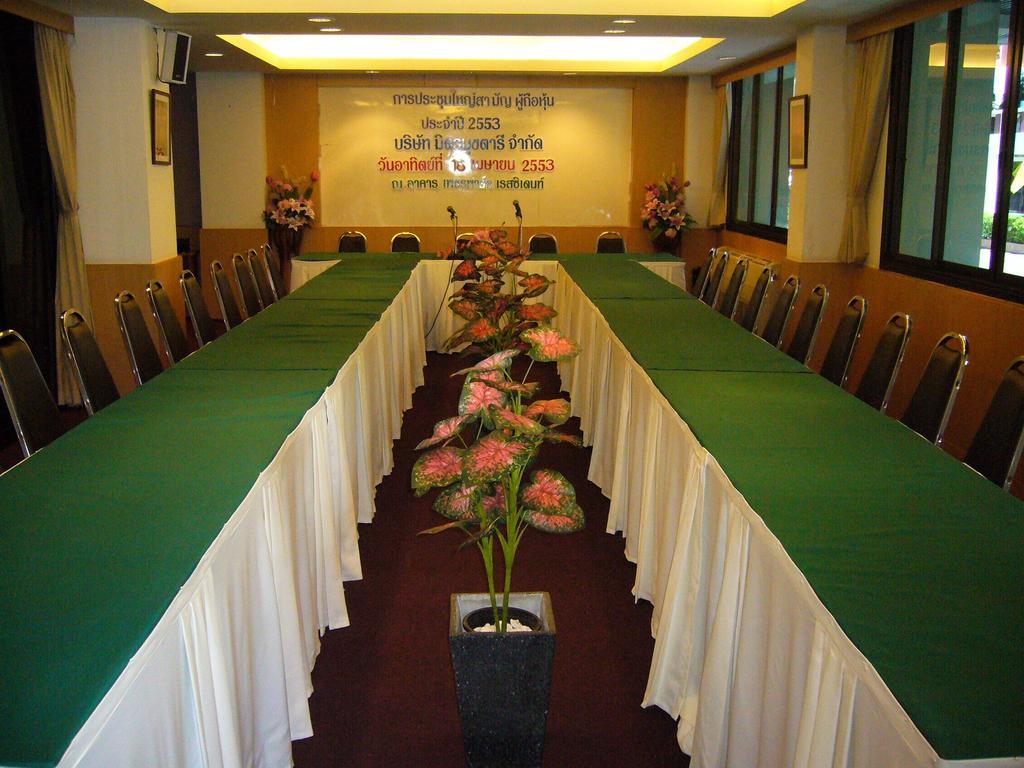 P Park Residence Charansanitwong Bangkok Eksteriør billede
