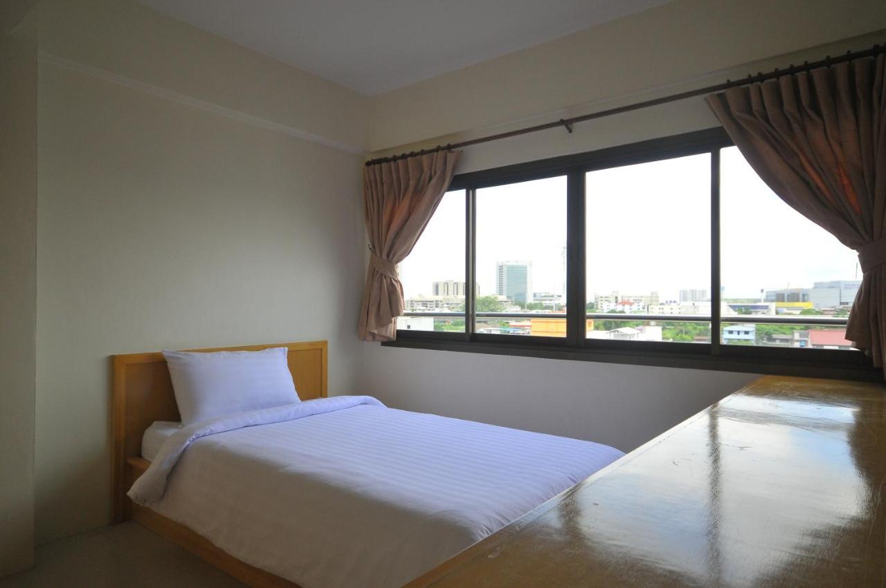 P Park Residence Charansanitwong Bangkok Eksteriør billede